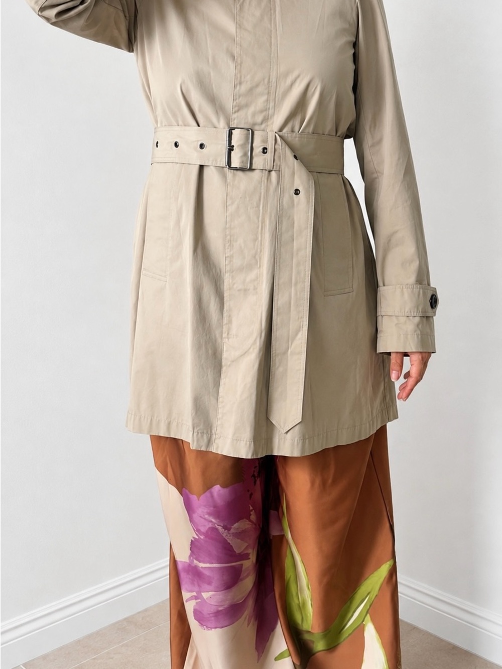 Burberry Brit Tan Pleated Back Trench Coat Jacket US 2 for Spring and Autumn